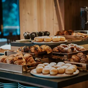 https://eurohotel-meeting-wellness.it-lombardy.com